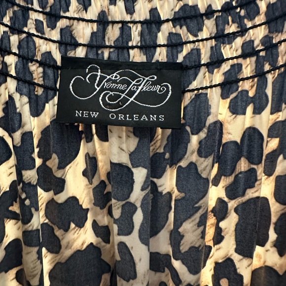 Animal print party dress from upscale New Orleans boutique Yvonne LaFleur.  M. - Picture 5 of 5